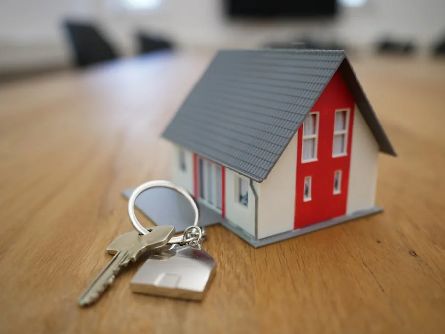 Ontario real estate contract and keys